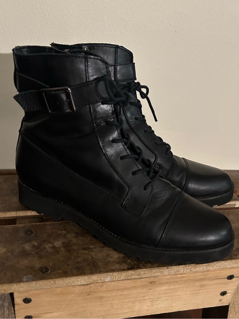 Franco Sarto Carlson Combat Boot Boots Leather size 8.5